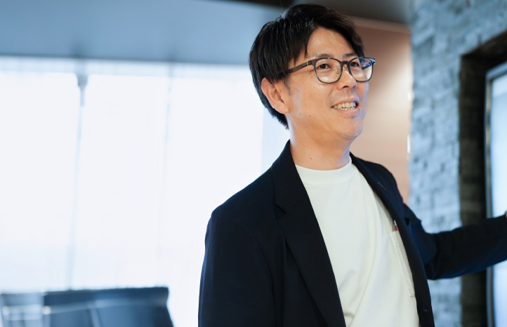 提案で感動を届け、ギターと歌でもみなさんを酔わせたい。