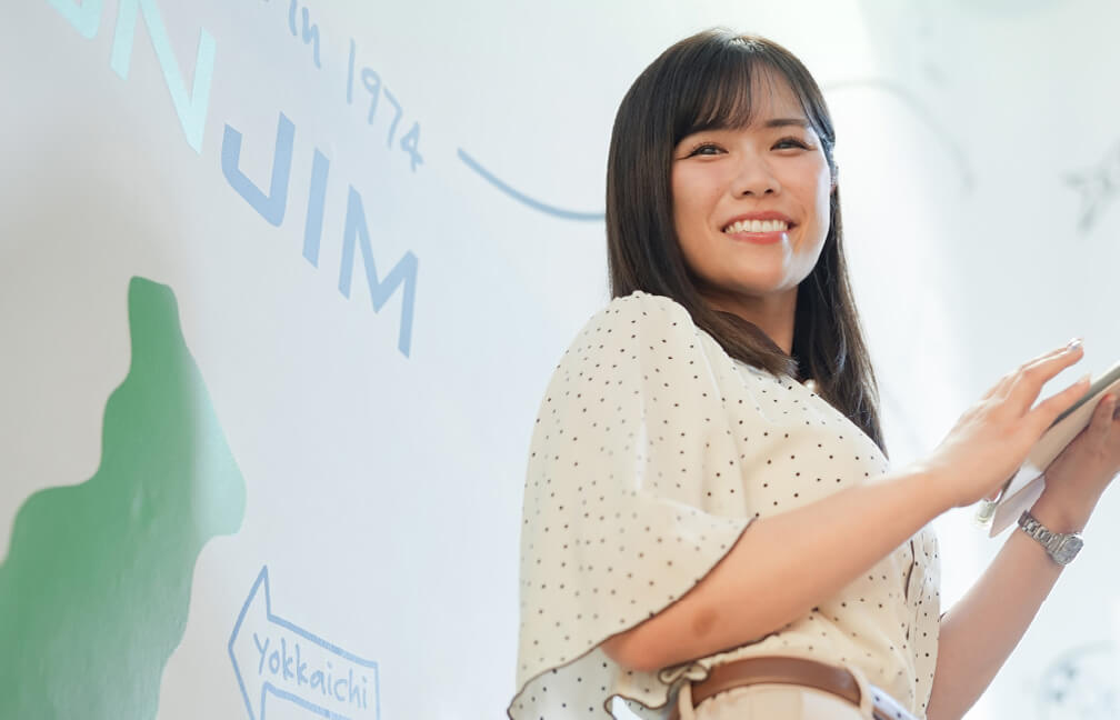 営業とオフィスツアーの二刀流で大活躍！