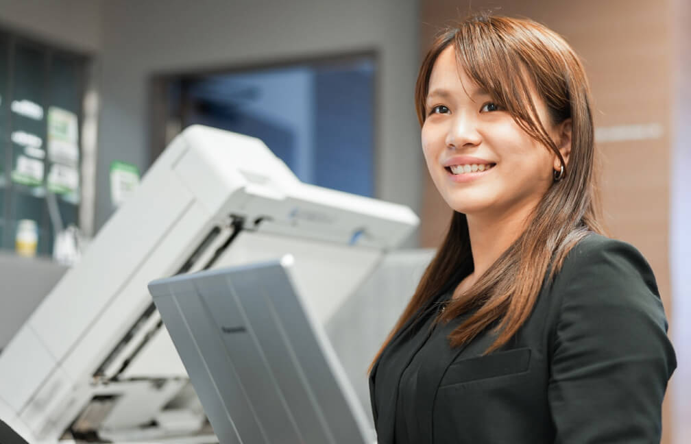 お客様と社内各部署との架け橋に。